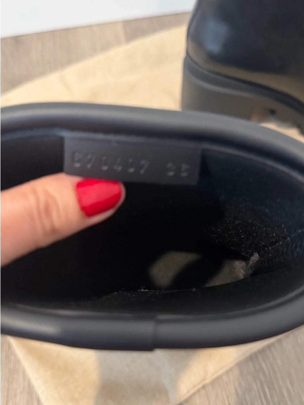 Gucci Black Glossy Rubber Horsebit Chunky Ankle Boots - Picture 4 of 5